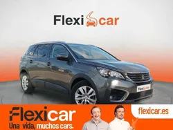 Gris Usado 2017 Peugeot 5008 Allure Monovolumen | 13.490 € (Super precio)