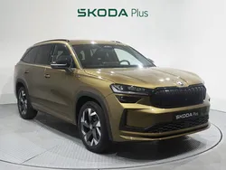 Marrón Nuevo 2025 Skoda Kodiaq SportLine SUV | 41.000 € (Precio justo)