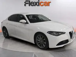 Blanco Usado 2017 Alfa Romeo Giulia Super Berlina | 15.990 € (Precio justo)