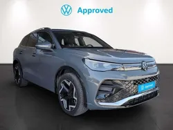 Gris Usado 2024 VW Tiguan R-line SUV | 44.900 €