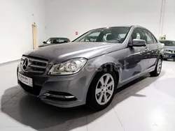 Gris / plata Usado 2012 Mercedes C200 Edition Berlina | 10.990 € (Super precio)