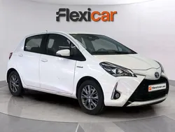 Blanco Usado 2020 Toyota Yaris Hybrid Active Berlina | 14.940 € (Precio justo)