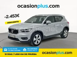 Gris / plata Usado 2021 Volvo XC40 Momentum SUV | 26.990 € (Caro)