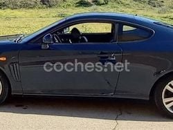 Azul Usado 2002 Hyundai Coupé Coupe | 6000 €