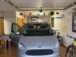 Gris / plata Usado 2016 Ford Tourneo Courier Titanium Monovolumen | 9600 € (Precio justo)