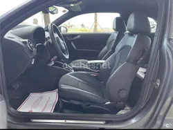 Gris / plata Usado 2010 Audi A1 Attraction Utilitario | 12.000 € (Un poco caro)