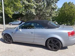 Gris / plata Usado 2006 Audi A4 Cabriolet Ambiente Descapotable | 11.000 € (Caro)