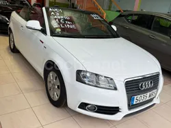 Blanco Usado 2010 Audi A3 Attraction Berlina | 10.500 € (Caro)