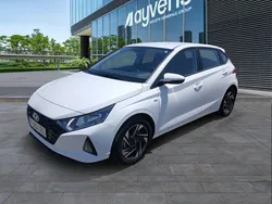 Blanco Usado 2021 Hyundai i20 Utilitario | 15.500 € (Un poco caro)