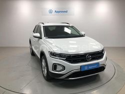 Blanco Nuevo 2025 VW T-Roc SUV | 27.450 € (Precio justo)