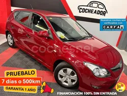 Granate Usado 2011 Hyundai i30 Classic Berlina | 7999 € (Un poco caro)
