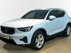 Azul Usado 2025 Volvo XC40 Core SUV | 33.900 €