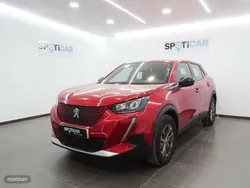 Rojo Usado 2022 Peugeot e-2008 Active SUV | 22.995 €