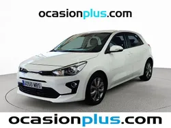 Blanco Usado 2022 Kia Rio Utilitario | 17.182 € (Precio justo)
