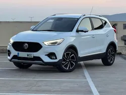 Blanco Usado 2023 MG ZS Luxury Berlina | 15.900 € (Precio justo)