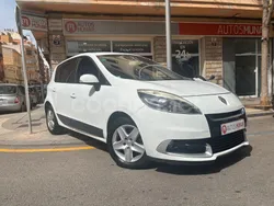 Blanco Usado 2012 Renault Scénic III Dynamique Monovolumen | 6900 € (Precio justo)