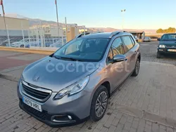 Gris / plata Usado 2013 Peugeot 2008 Active SUV | 7999 € (Buen precio)