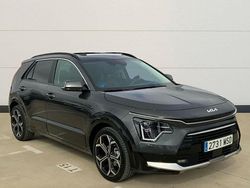 Gris / plata Usado 2024 Kia Niro SUV | 35.800 € (Caro)