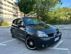 Negro Usado 2005 Renault Clio II Extreme Berlina | 2999 € (Precio justo)