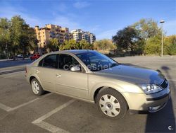 Beige Usado 2005 Ford Mondeo Ambiente Berlina | 2500 € (Buen precio)