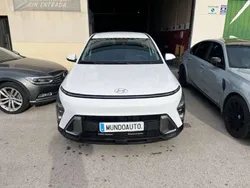 Blanco Usado 2024 Hyundai Kona SUV | 23.990 € (Un poco caro)