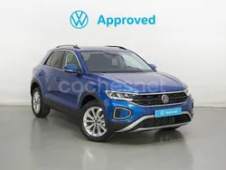 Azul Usado 2025 VW T-Roc Life SUV | 30.530 € (Caro)