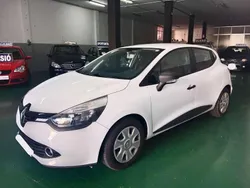 Blanco Usado 2013 Renault Clio IV Authentique Utilitario | 6990 € (Precio justo)