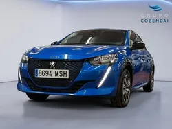 Azul Nuevo 2024 Peugeot e-208 Active Utilitario | 27.490 € (Precio justo)
