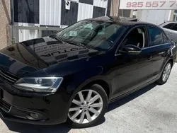 Usado 2013 VW Jetta Advance | 9499 €