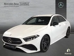 Blanco polar Usado 2024 Mercedes A180 AMG line Berlina | 33.995 € (Un poco caro)