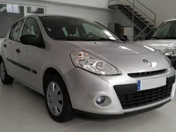 Gris / plateado Usado 2012 Renault Clio IV | 5980 € (Super precio)