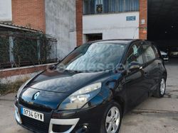 Negro Usado 2010 Renault Scénic III Dynamique Monovolumen | 4900 € (Un poco caro)