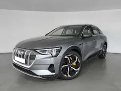 Amarillo Usado 2022 Audi e-tron Sport SUV | 47.990 €