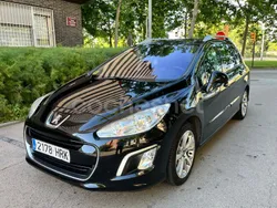 Negro Usado 2013 Peugeot 308 Active Familiar | 4990 € (Buen precio)