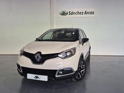 Beige Usado 2016 Renault Captur Zen SUV | 13.300 € (Un poco caro)