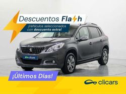 Gris Usado 2017 Peugeot 2008 Style SUV | 8390 € (Precio justo)