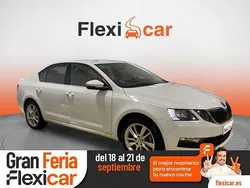Blanco Usado 2019 Skoda Octavia Active Berlina | 12.990 € (Precio justo)