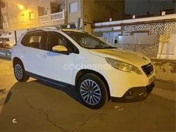 Blanco Usado 2015 Peugeot 2008 Active SUV | 6000 € (Buen precio)