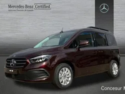 Rojo Usado 2024 Mercedes 180 Berlina | 32.467 €