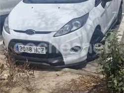 Blanco Usado 2011 Ford Fiesta Titanium Utilitario | 4000 € (Precio justo)