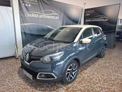 Gris / plata Usado 2014 Renault Captur Life SUV | 7490 € (Precio justo)