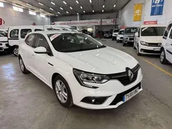 Blanco Usado 2019 Renault Mégane IV Business Utilitario | 9800 € (Precio justo)