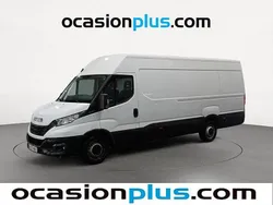 Blanco Usado 2023 Iveco Daily Berlina | 25.364 € (Super precio)