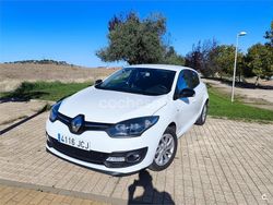Blanco Usado 2015 Renault Mégane III LIMITED Berlina | 7990 €