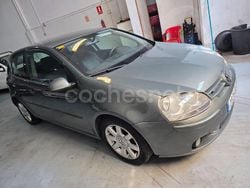 Gris / plata Usado 2005 VW Golf IV Sportline Berlina | 3850 € (Buen precio)