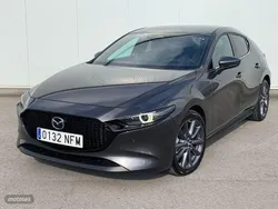 Gris Nuevo 2025 Mazda 3 Center-Line Berlina | 27.590 € (Precio justo)