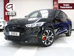 Negro Usado 2023 Ford Mustang Mach-E SUV | 39.990 € (Super precio)