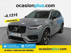 Gris / plata Usado 2022 Volvo XC90 Core SUV | 45.450 € (Precio justo)