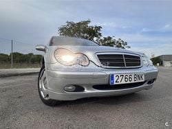 Gris / plata Usado 2001 Mercedes C240 Classic Berlina | 7990 €