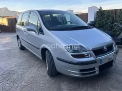 Gris / plata Usado 2005 Fiat Ulysse Emotion Monovolumen | 7000 €